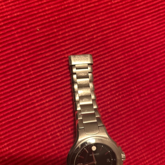 Movado 800 Series Stainless Steel Band Watch - Picture 4 of 7